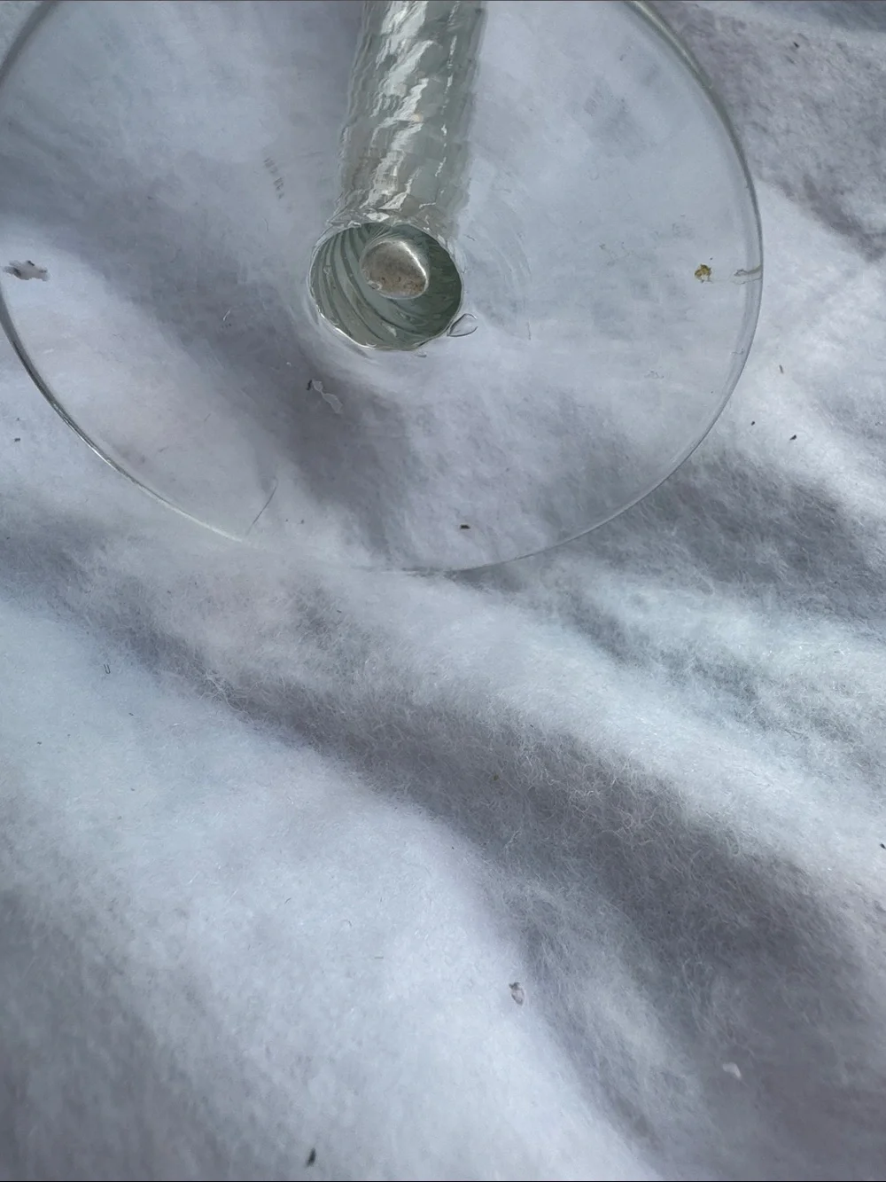 Clear Twisted Stem Bud Vase - Elegant Swirl Design
